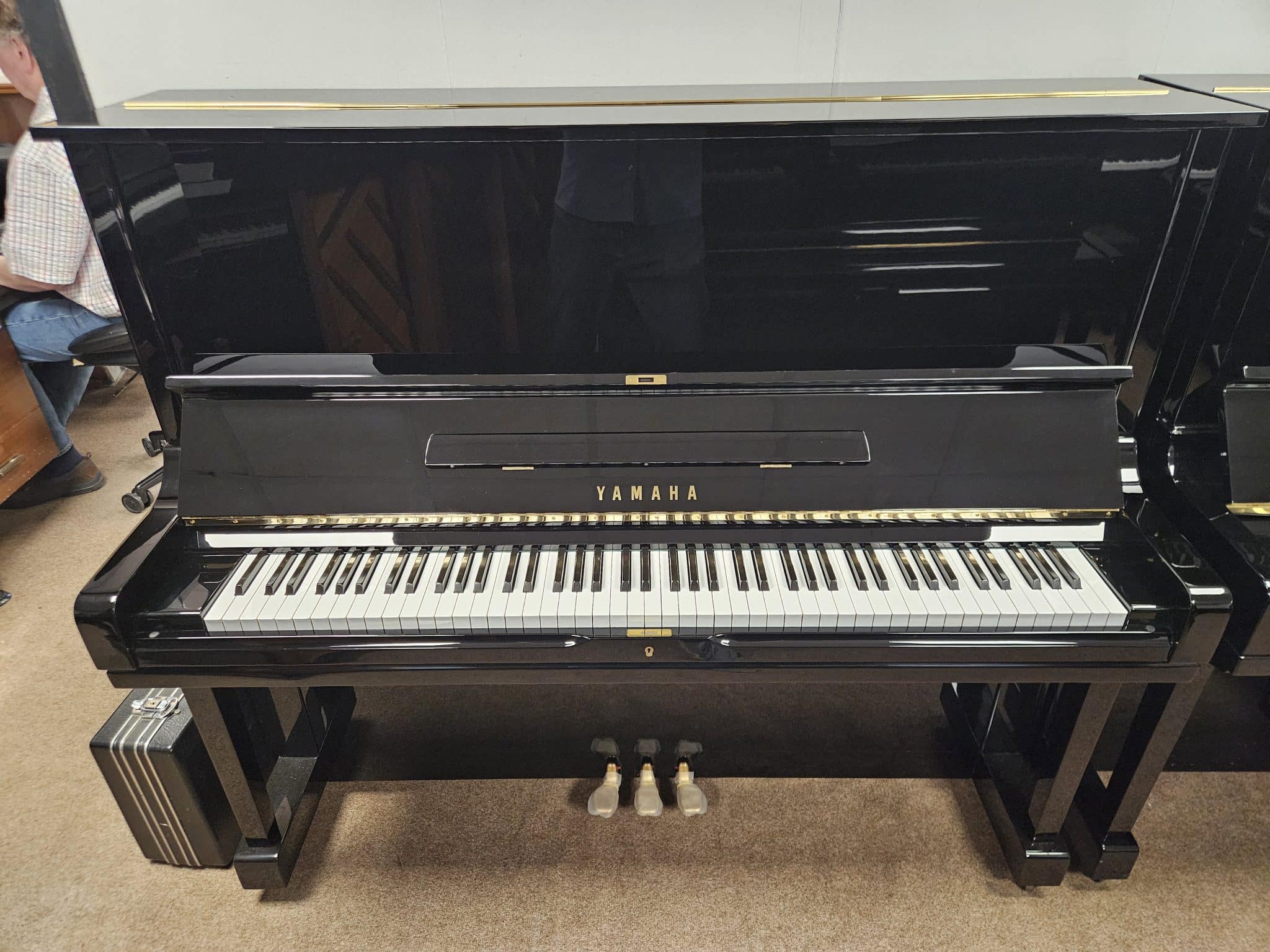 YAMAHA U3H UPRIGHT PIANO MADE 1974, AS NEW CONDITION