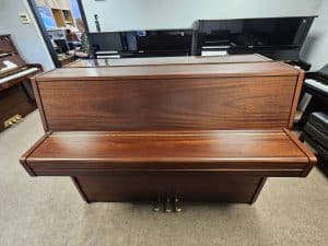 YAMAHA M108N UPRIGHT PIANO PERFECT CONDITION MADE 1987